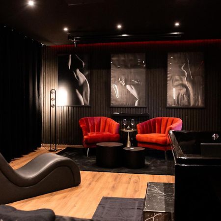 Blackroom Suite De Luxe 50 Nuances De Grey Le Havre Exterior photo