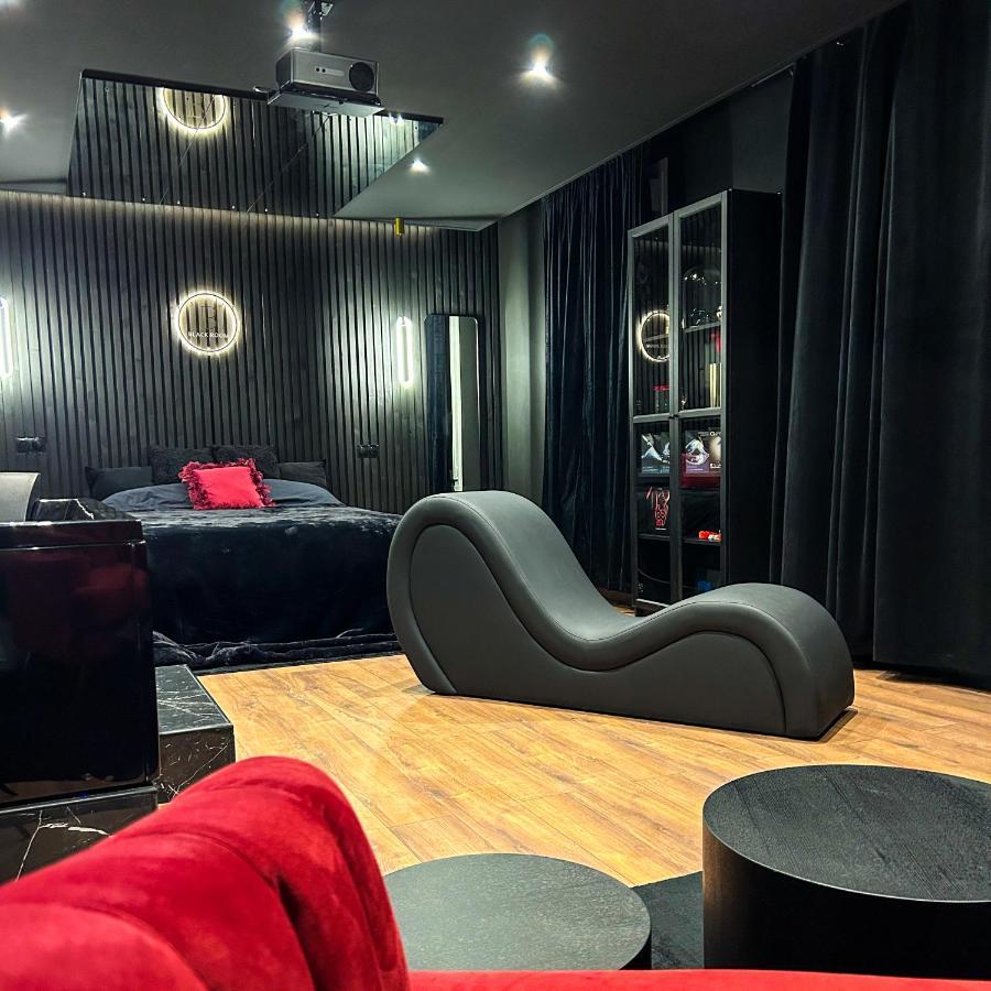 Blackroom Suite De Luxe 50 Nuances De Grey Le Havre Exterior photo