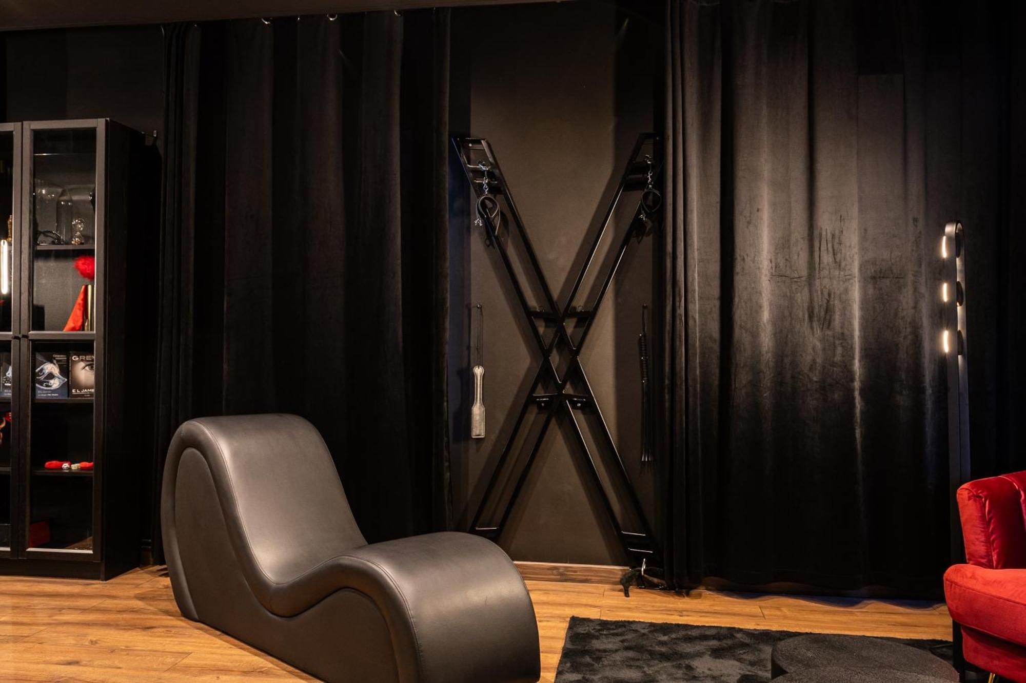 Blackroom Suite De Luxe 50 Nuances De Grey Le Havre Exterior photo
